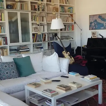Trastevere Great View Terrace Flat Well Connected * Rom
